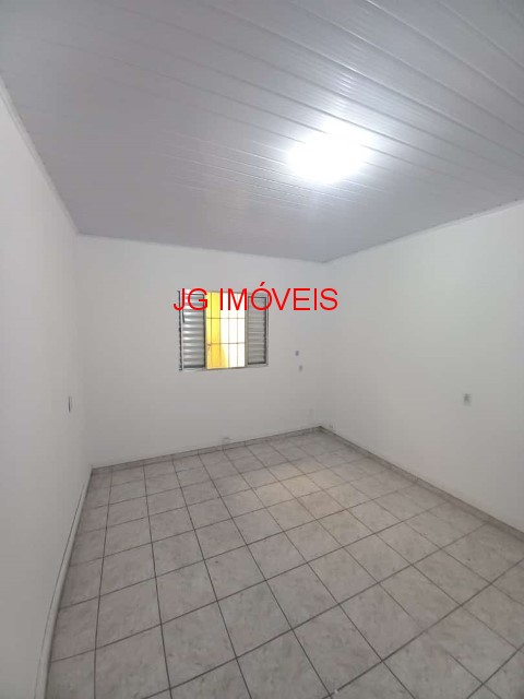 Casa à venda com 2 quartos, 90m² - Foto 15