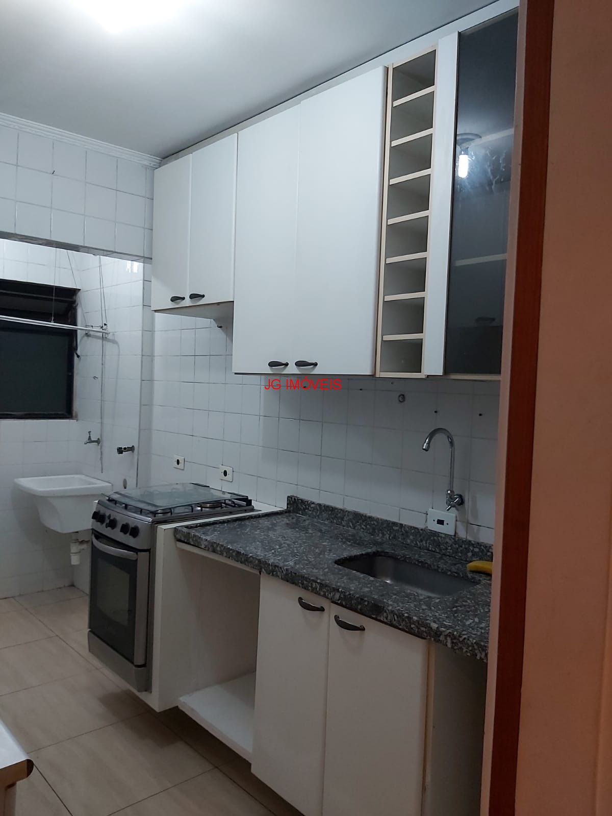 Apartamento à venda e aluguel com 2 quartos, 65m² - Foto 9