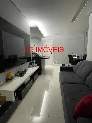 Apartamento à venda com 2 quartos, 70m² - Foto 10