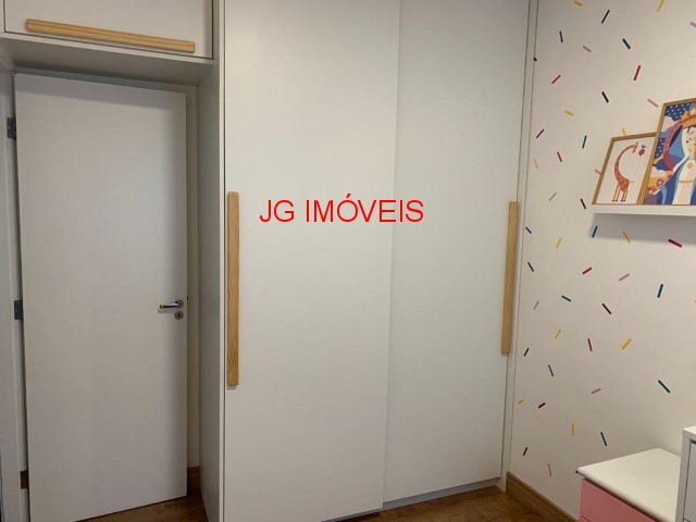 Apartamento à venda com 2 quartos, 70m² - Foto 17