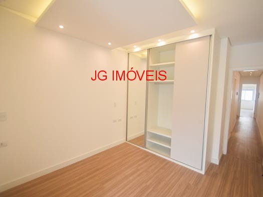 Casa à venda com 4 quartos, 175m² - Foto 12