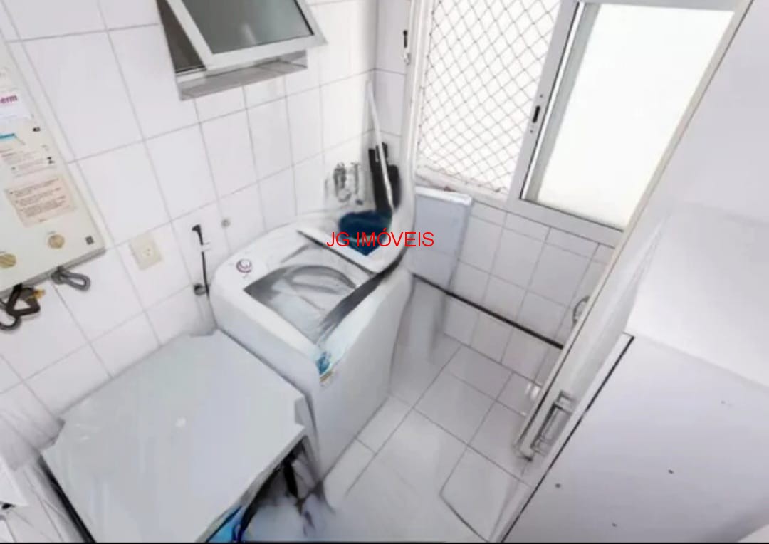 Apartamento à venda com 3 quartos, 60m² - Foto 4