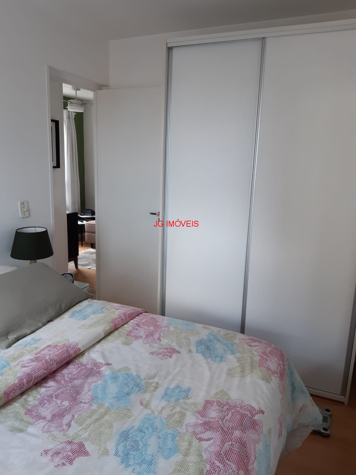 Apartamento à venda com 2 quartos, 45m² - Foto 4