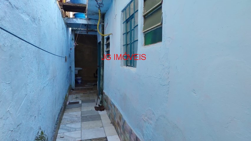 Casa à venda com 3 quartos, 140m² - Foto 2