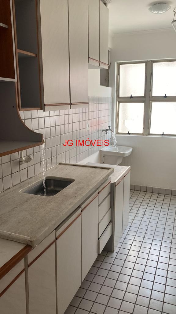 Apartamento à venda com 3 quartos, 62m² - Foto 4