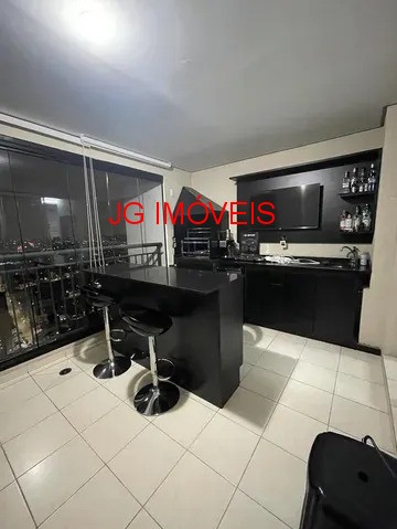 Apartamento à venda com 2 quartos, 70m² - Foto 11