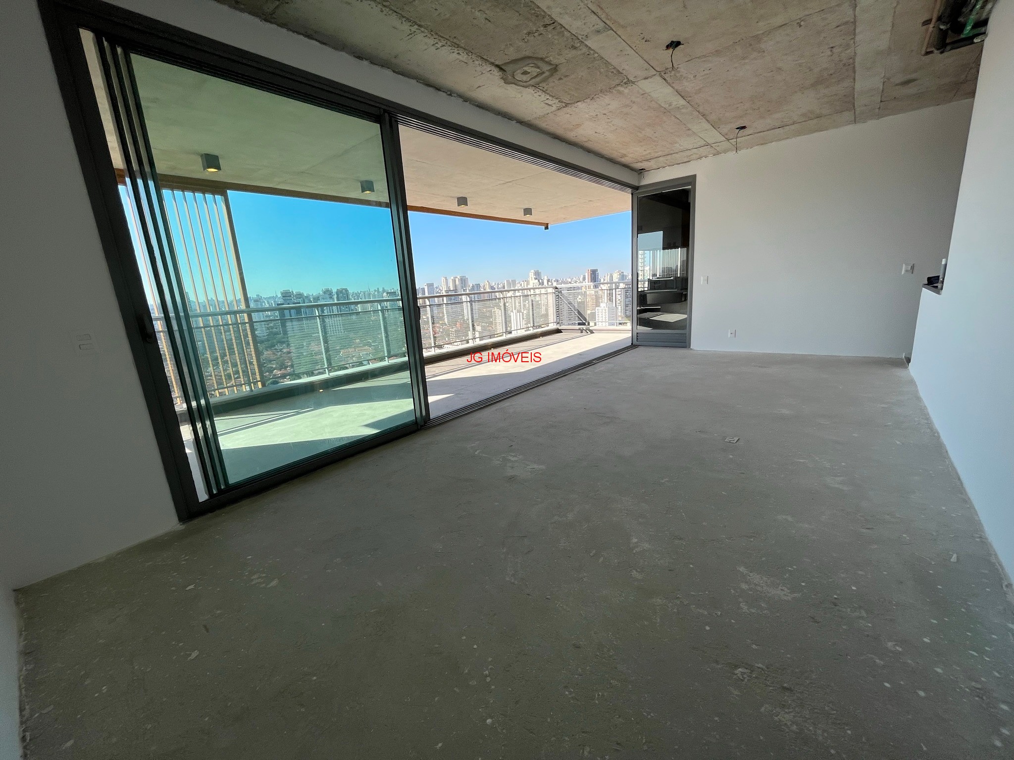 Apartamento à venda com 4 quartos, 167m² - Foto 5