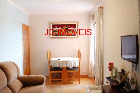 Apartamento à venda com 3 quartos, 60m² - Foto 2