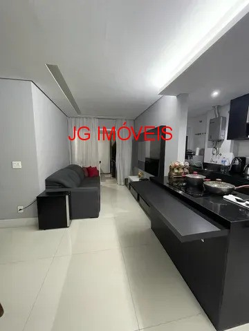 Apartamento à venda com 2 quartos, 70m² - Foto 1