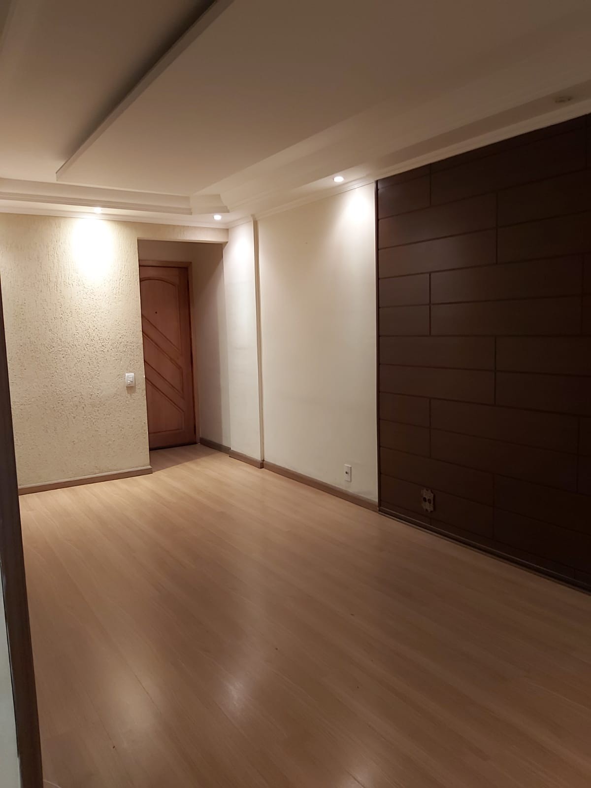 Apartamento à venda e aluguel com 2 quartos, 65m² - Foto 4