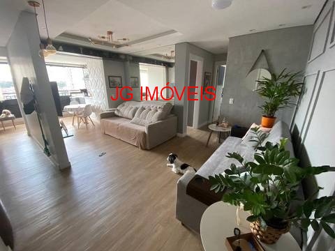 Apartamento à venda com 2 quartos, 67m² - Foto 2