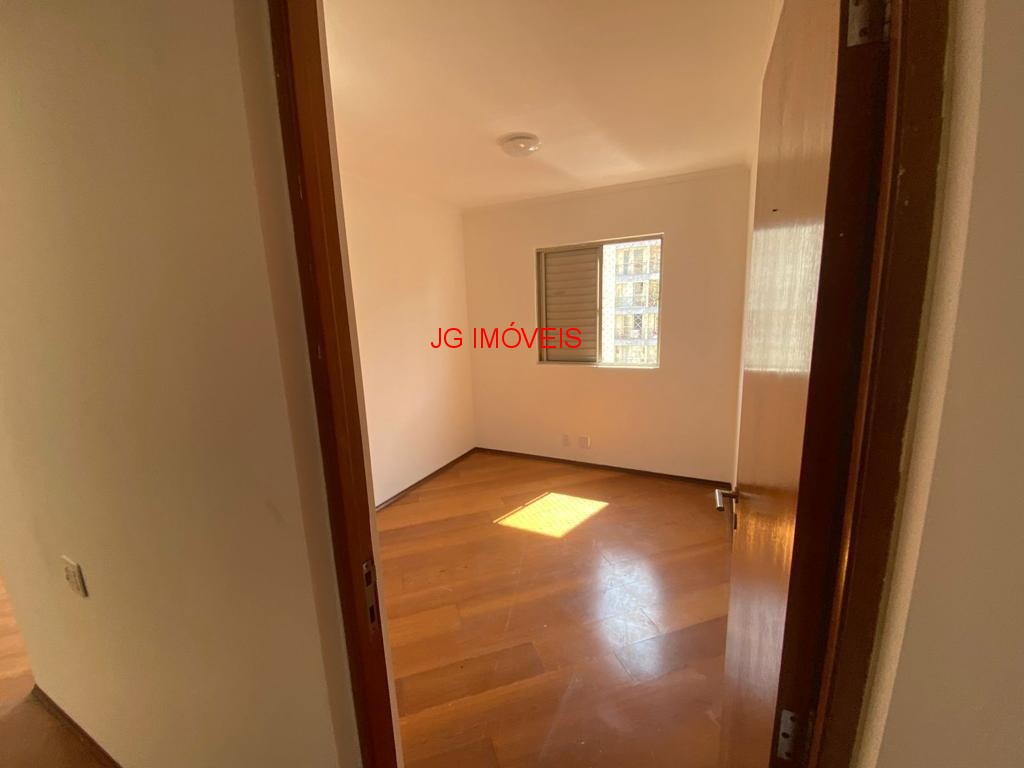 Apartamento à venda com 3 quartos, 62m² - Foto 11