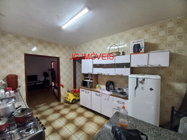 Casa à venda com 5 quartos, 175m² - Foto 37