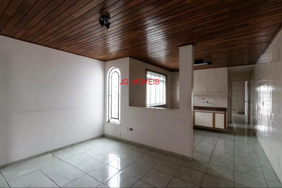 Casa à venda com 4 quartos, 219m² - Foto 1