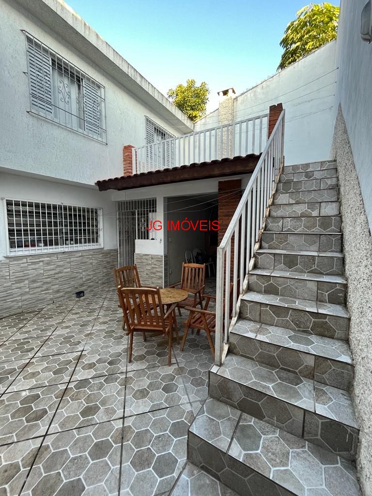 Casa à venda com 3 quartos, 220m² - Foto 29