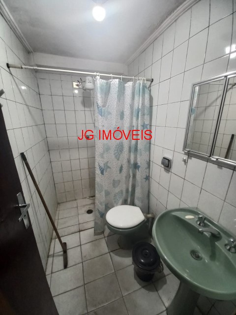 Casa à venda com 2 quartos, 125m² - Foto 9