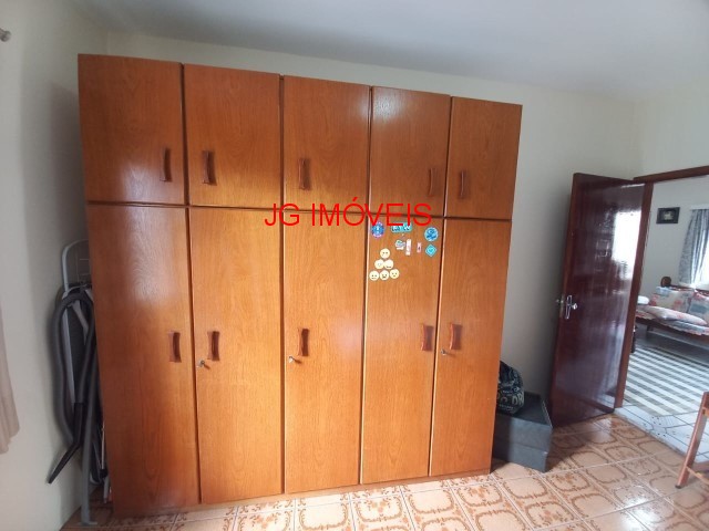 Casa à venda com 5 quartos, 175m² - Foto 18