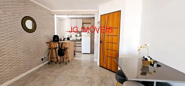 Apartamento à venda com 2 quartos, 62m² - Foto 1