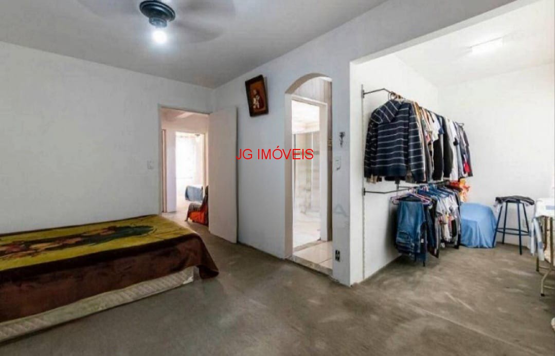 Casa à venda com 3 quartos, 220m² - Foto 12