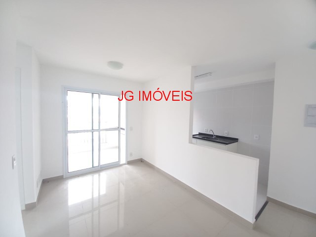 Apartamento para alugar com 2 quartos, 44m² - Foto 14