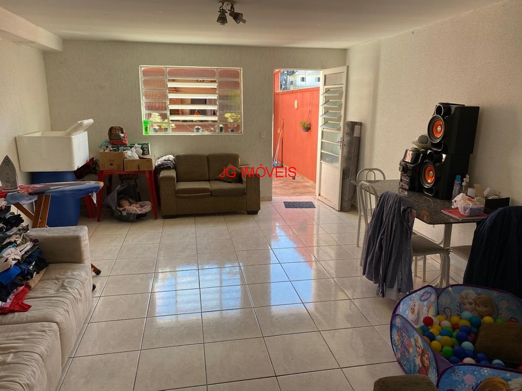 Casa para alugar com 3 quartos, 157m² - Foto 9