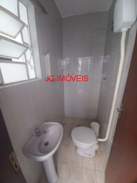 Casa à venda com 2 quartos, 125m² - Foto 12