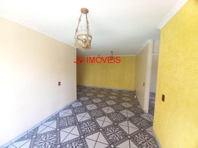 Apartamento à venda com 2 quartos, 61m² - Foto 3