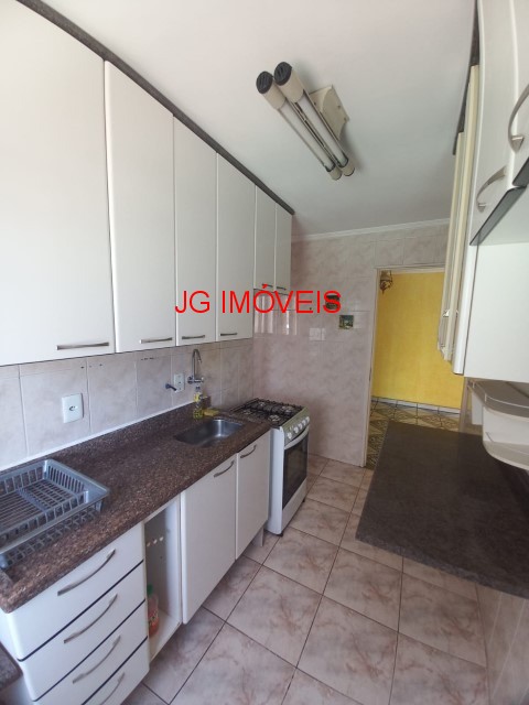 Apartamento à venda com 2 quartos, 61m² - Foto 7