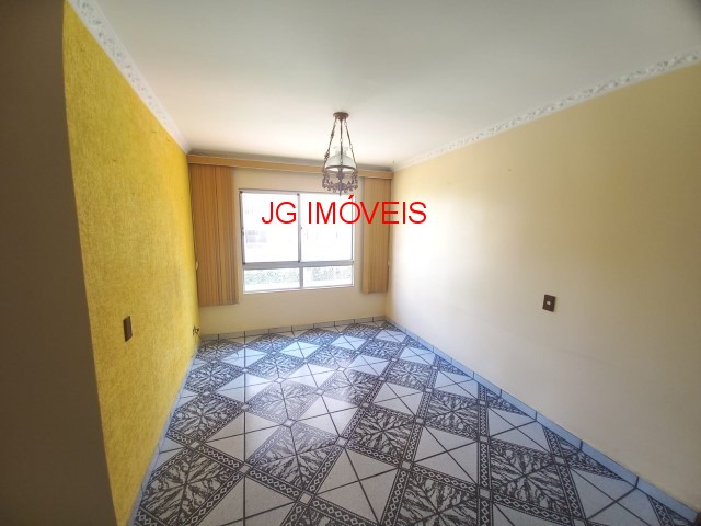 Apartamento à venda com 2 quartos, 61m² - Foto 1