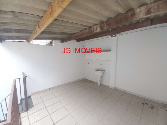 Casa à venda com 2 quartos, 125m² - Foto 15