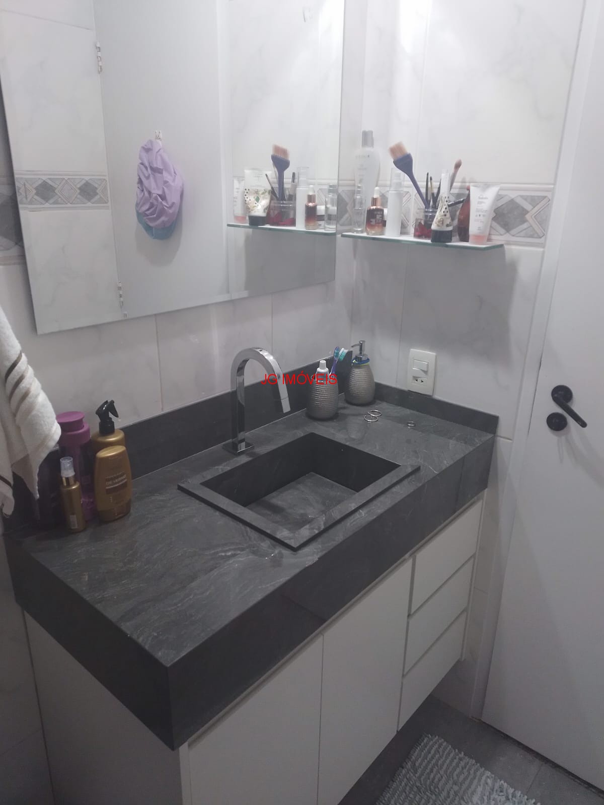 Apartamento à venda com 2 quartos, 65m² - Foto 14