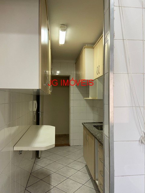 Apartamento à venda com 3 quartos, 67m² - Foto 7