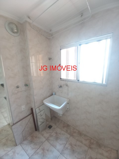 Apartamento à venda com 2 quartos, 61m² - Foto 12