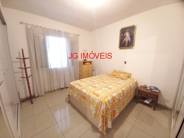 Casa à venda com 3 quartos, 150m² - Foto 4