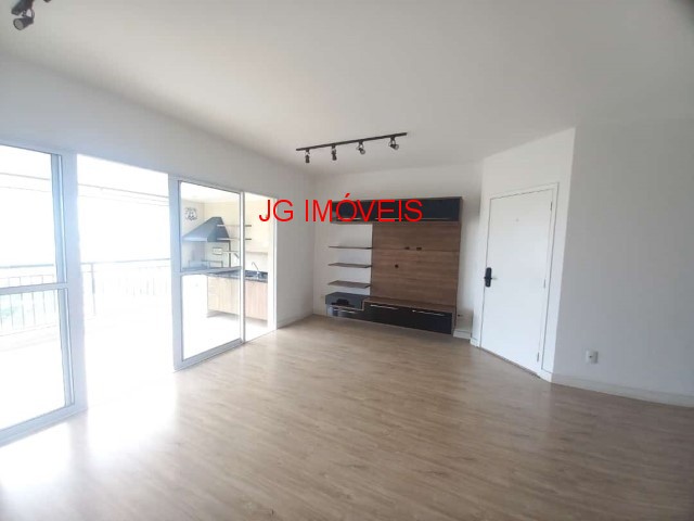 Apartamento à venda com 2 quartos, 83m² - Foto 3