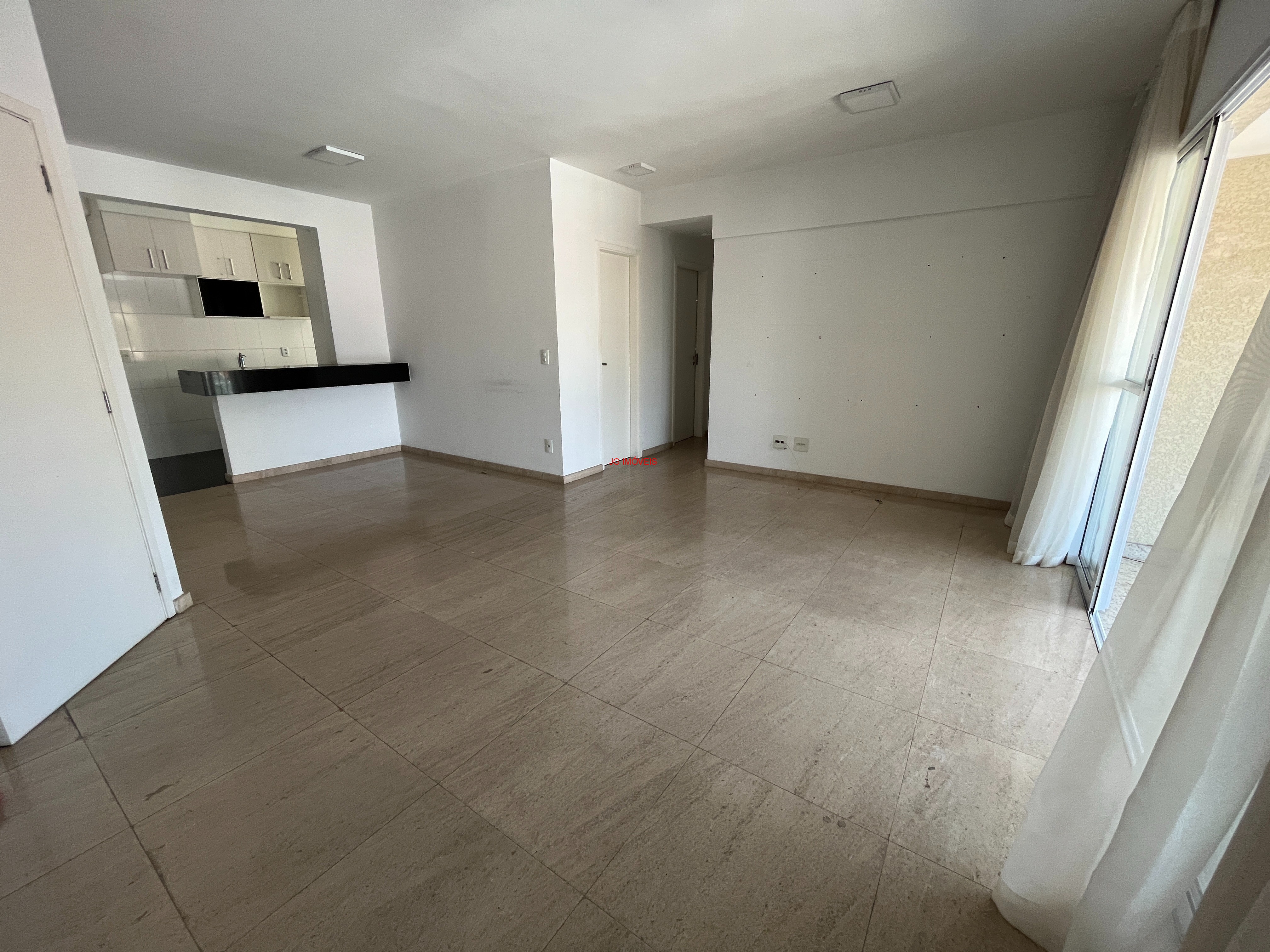 Apartamento à venda com 2 quartos, 83m² - Foto 4