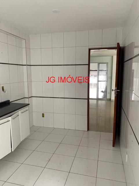 Casa à venda com 3 quartos, 150m² - Foto 4