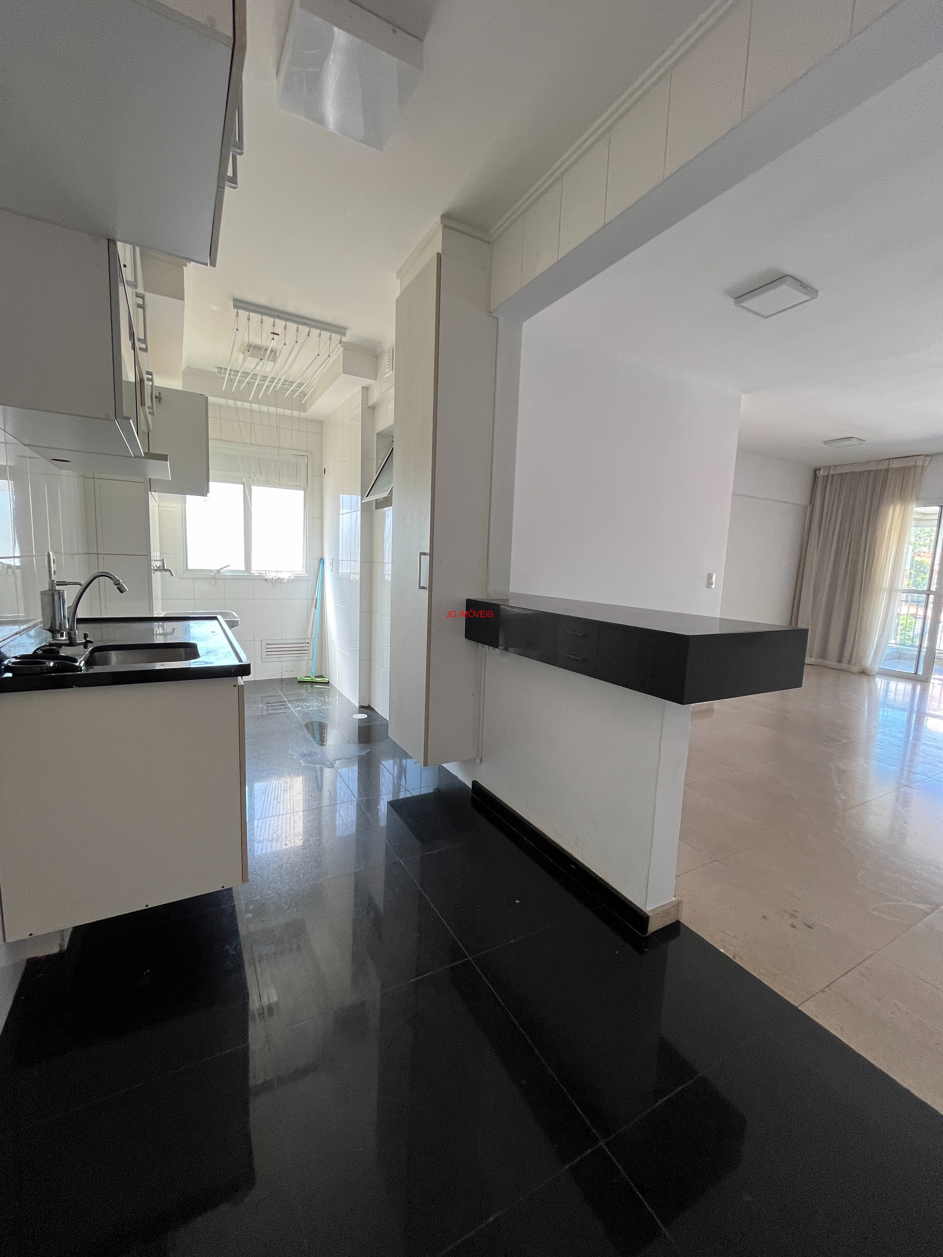 Apartamento à venda com 2 quartos, 83m² - Foto 6