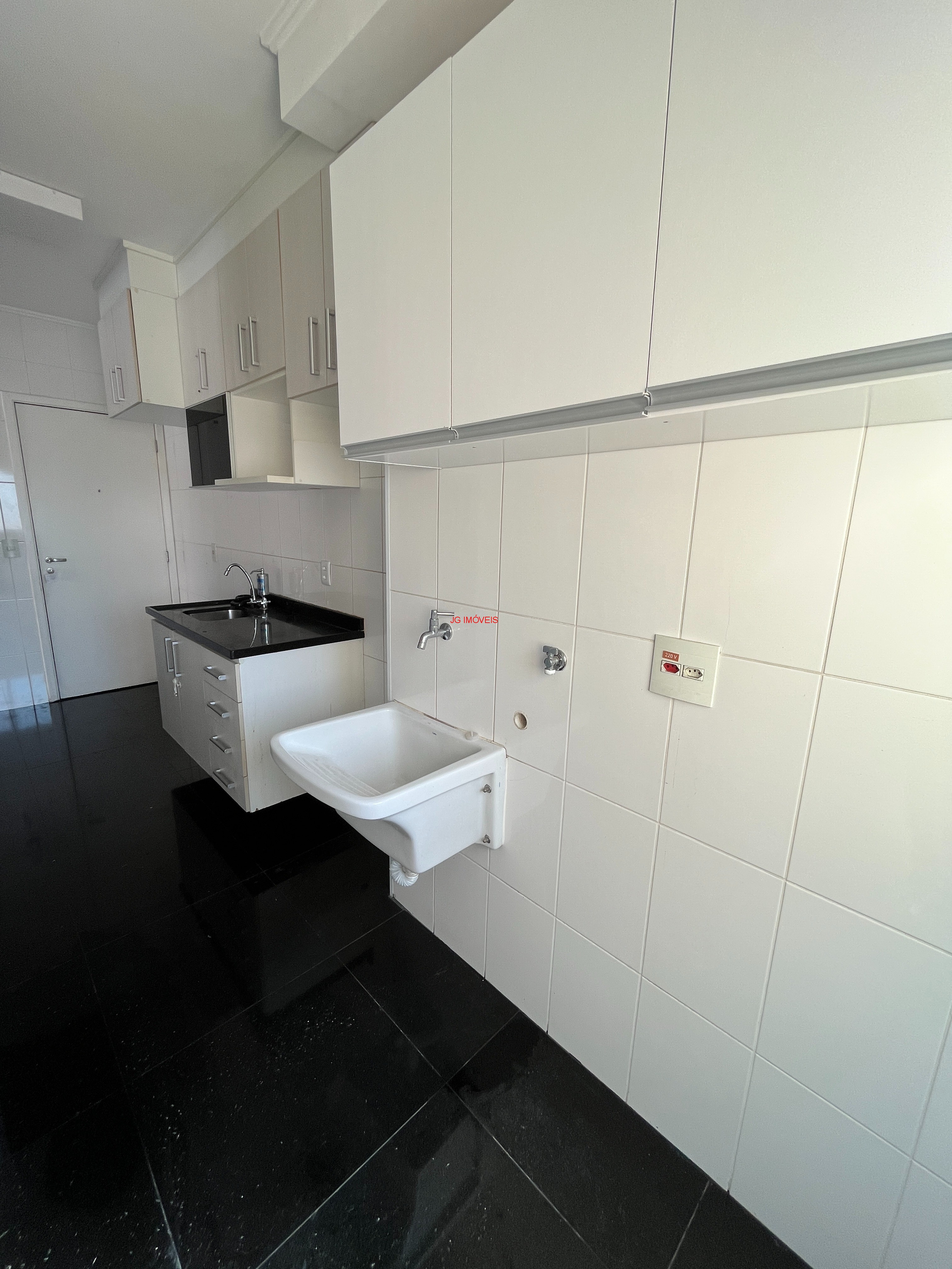 Apartamento à venda com 2 quartos, 83m² - Foto 7