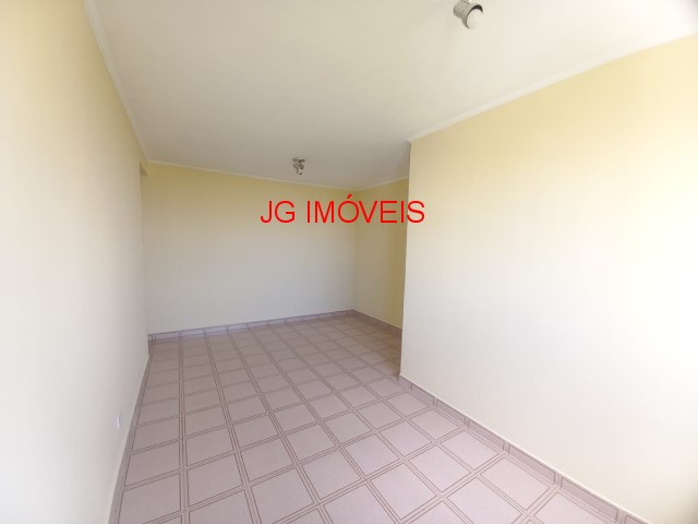 Apartamento à venda com 2 quartos, 57m² - Foto 2