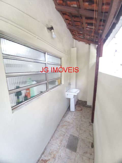 Casa para alugar com 1 quarto, 35m² - Foto 12