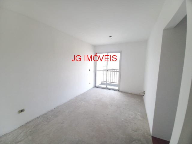 Apartamento à venda com 3 quartos, 63m² - Foto 3