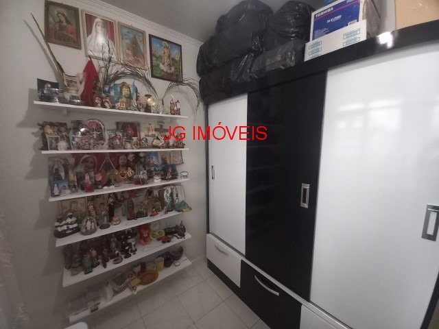 Casa à venda com 2 quartos, 80m² - Foto 12