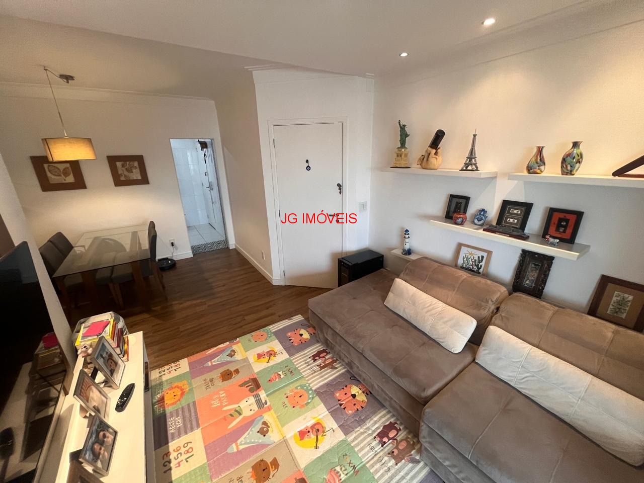 Apartamento à venda com 3 quartos, 83m² - Foto 18