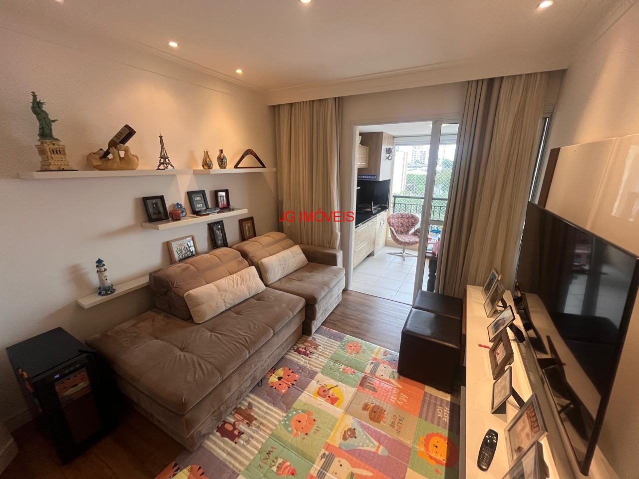 Apartamento à venda com 3 quartos, 83m² - Foto 12