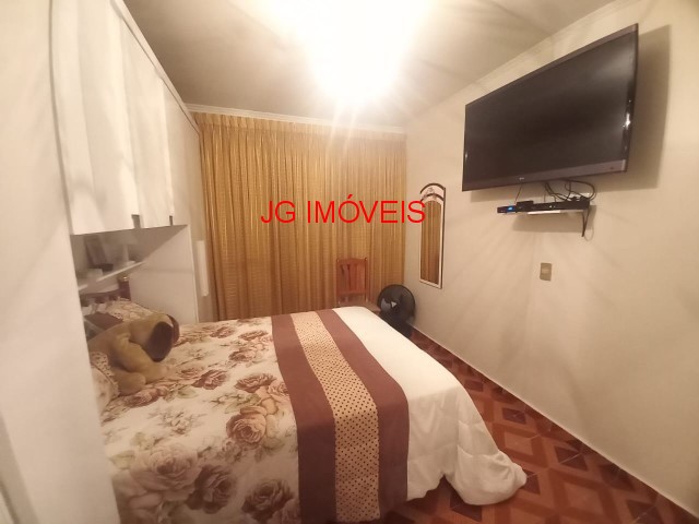 Casa à venda com 2 quartos, 80m² - Foto 17