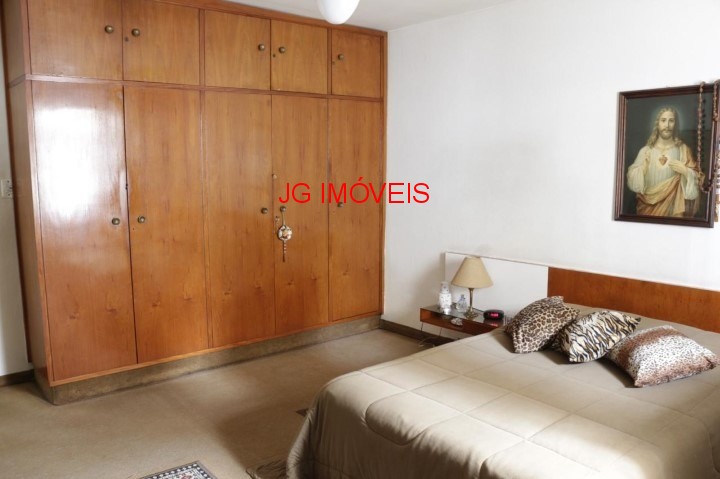 Casa à venda com 3 quartos, 226m² - Foto 13