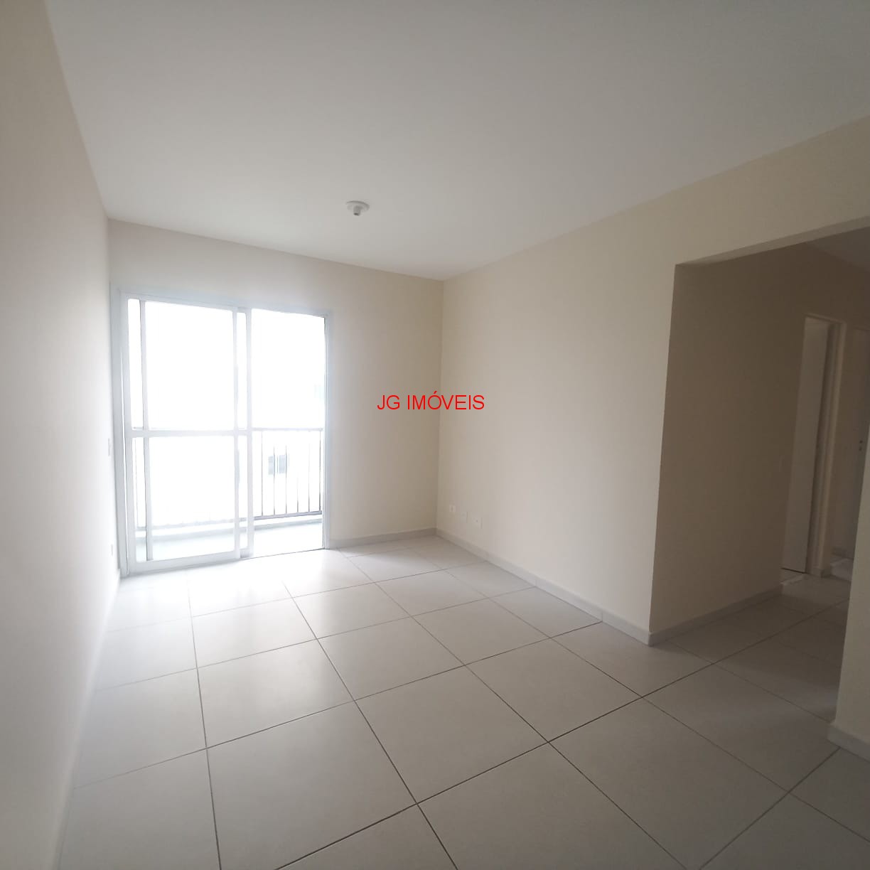 Apartamento à venda com 3 quartos, 63m² - Foto 2