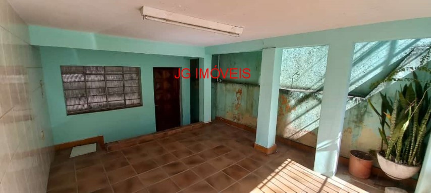 Casa à venda com 4 quartos, 88m² - Foto 1