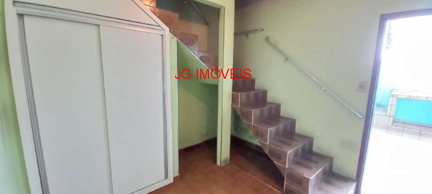 Casa à venda com 4 quartos, 88m² - Foto 14